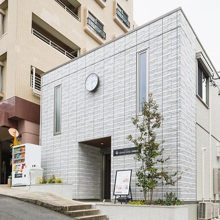 Grand Base Nagasaki Ekimae Aparthotel Екстериор снимка